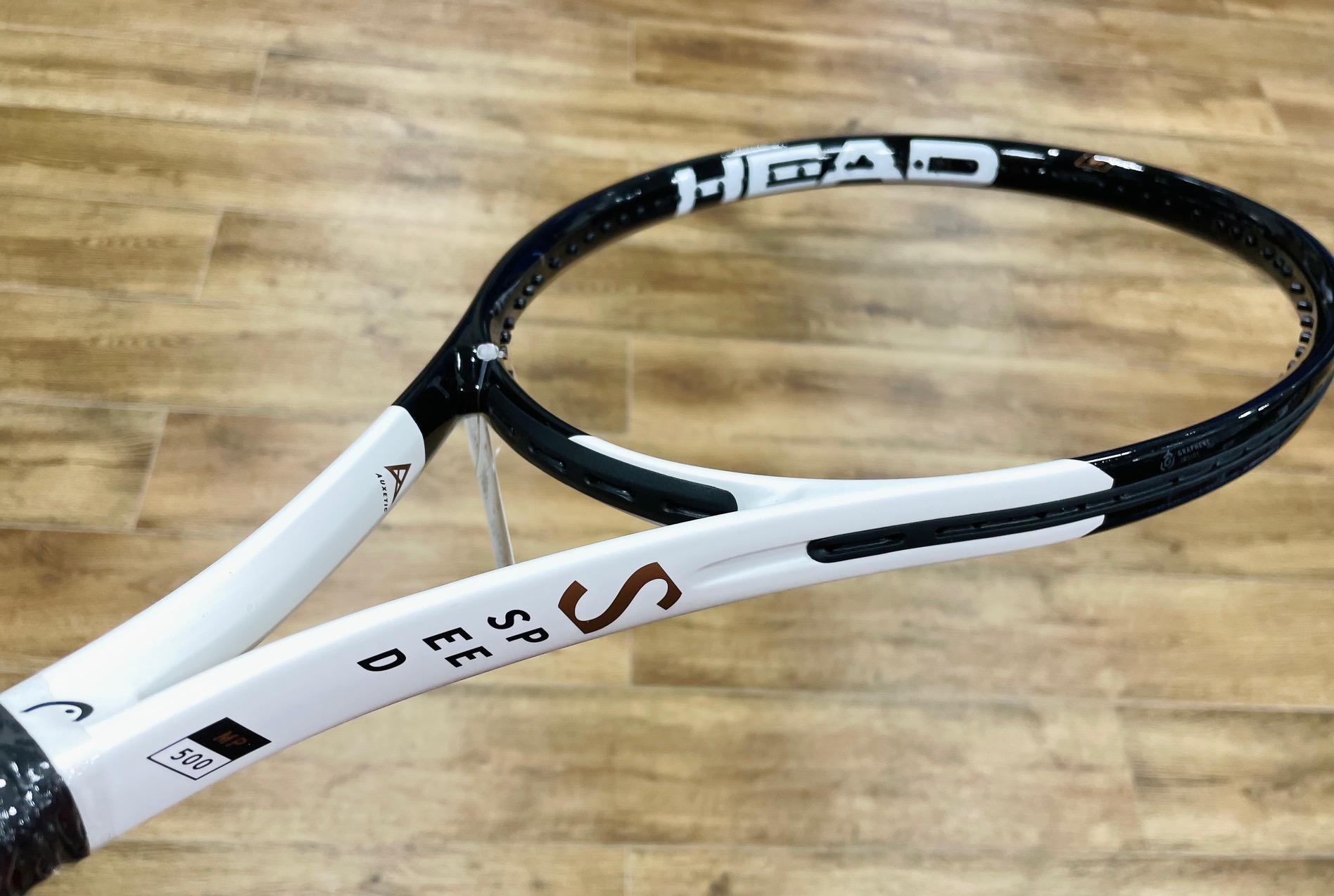 今週のオススメ中古ラケット(The introduction of our rackets)