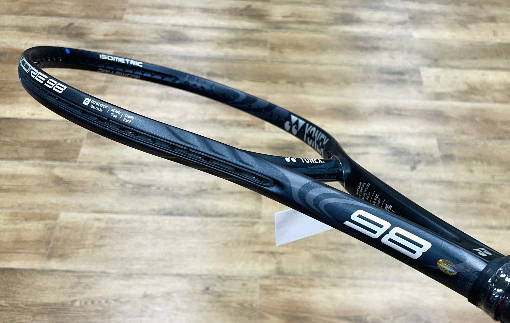 今週のオススメ中古ラケット｛RADICAL MP・VCORE 98｝(The introduction of our rackets)