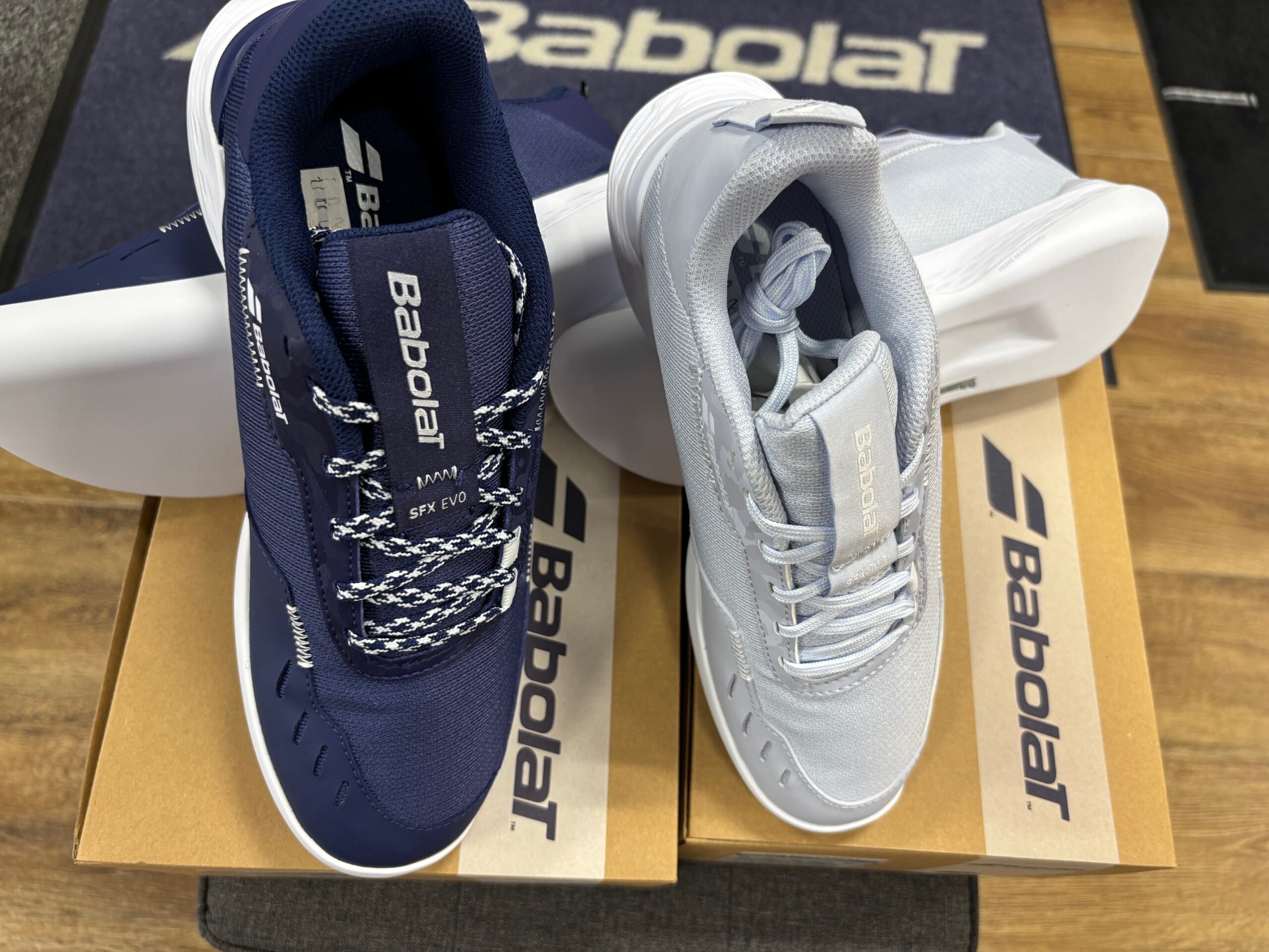 ＃バボラ　＃カーペットシューズ　入荷