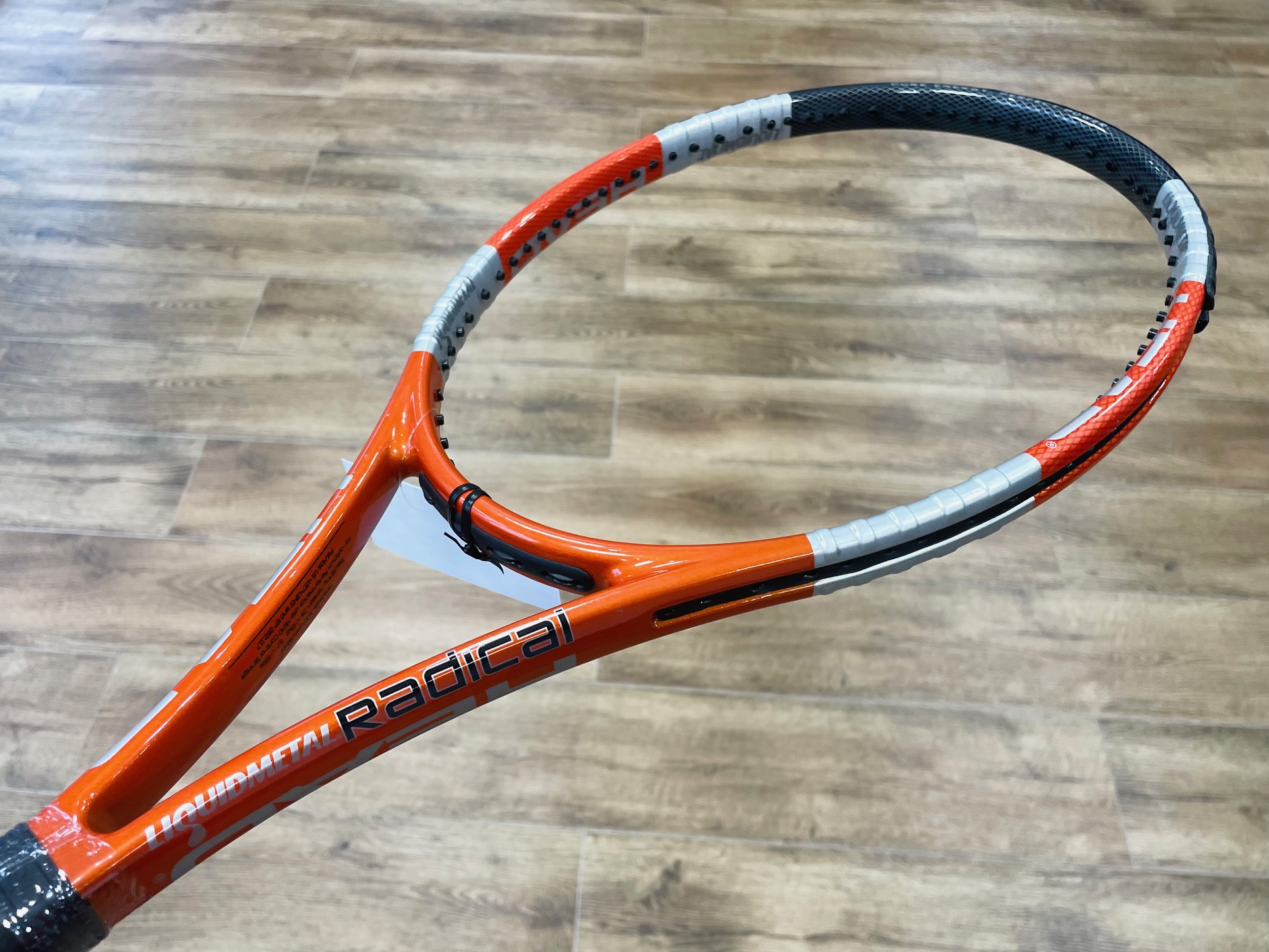 今週のオススメ中古ラケット｛LM RADICAL MP・EZONE DR 100｝(The introduction of our rackets)