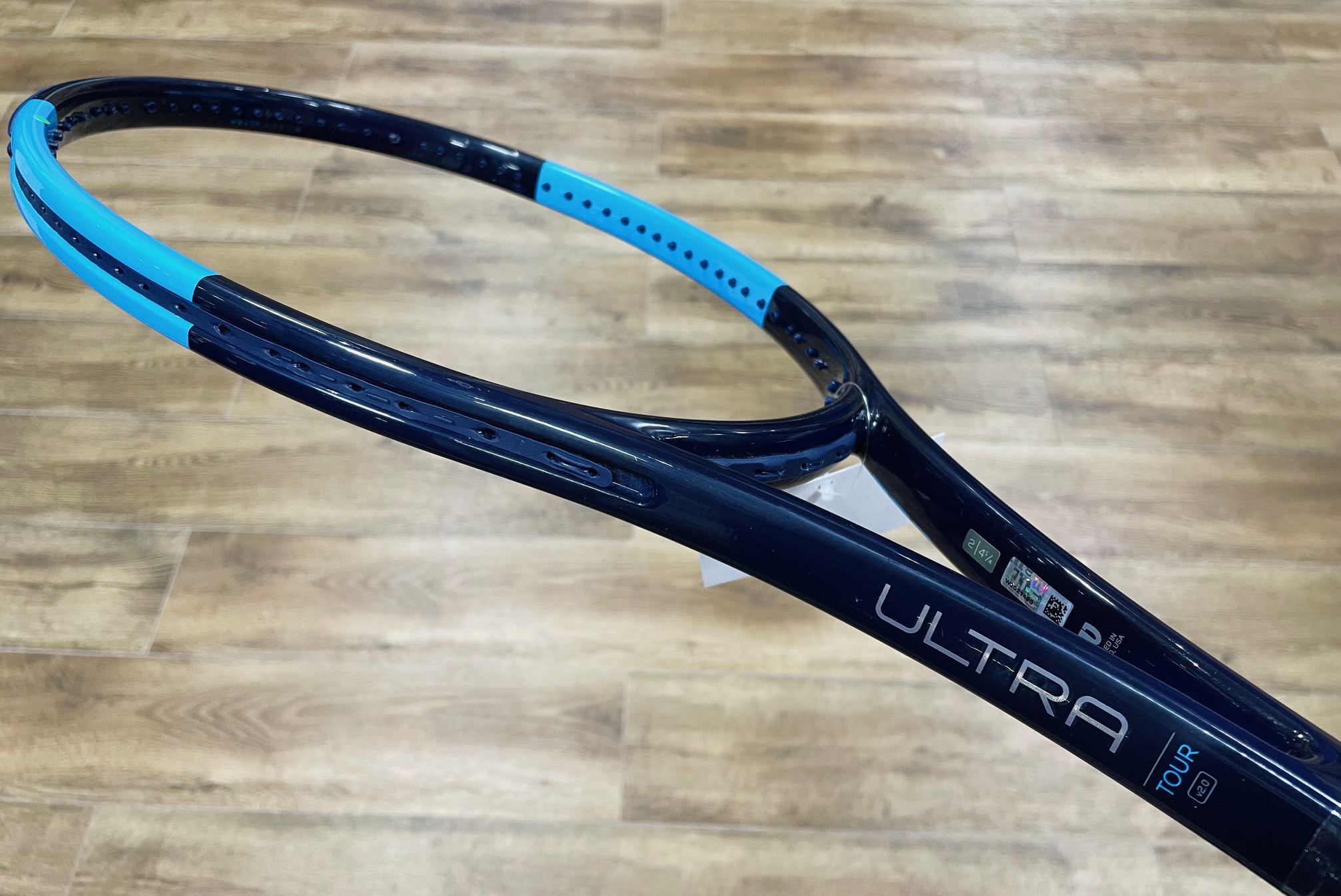 今週のオススメ中古ラケット｛ULTRA TOUR 97・Ti.RADICAL OS｝(The introduction of our rackets)