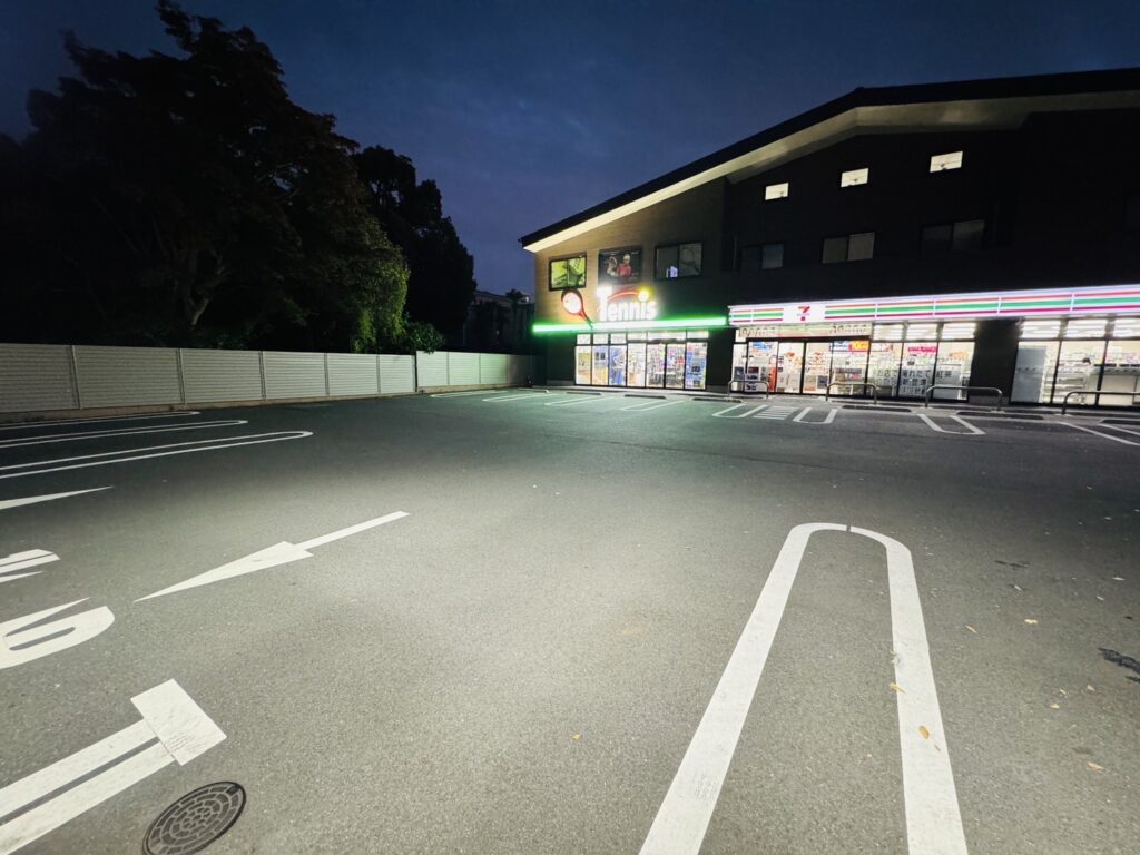 緑ヶ丘店は駐車場完備です！